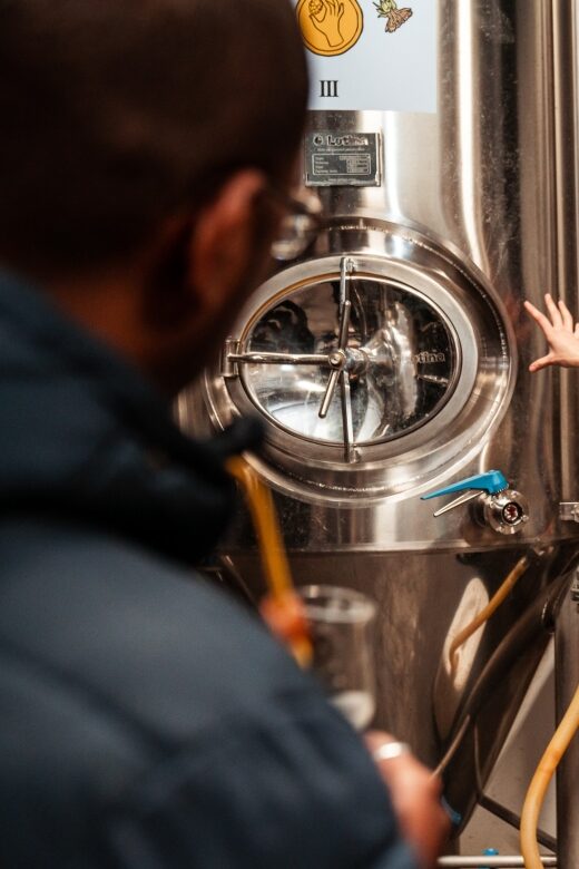 Bruges: Belgian Beer Tour with Chocolate Pairing - Discovering the Secrets of Belgian Hops and Malts