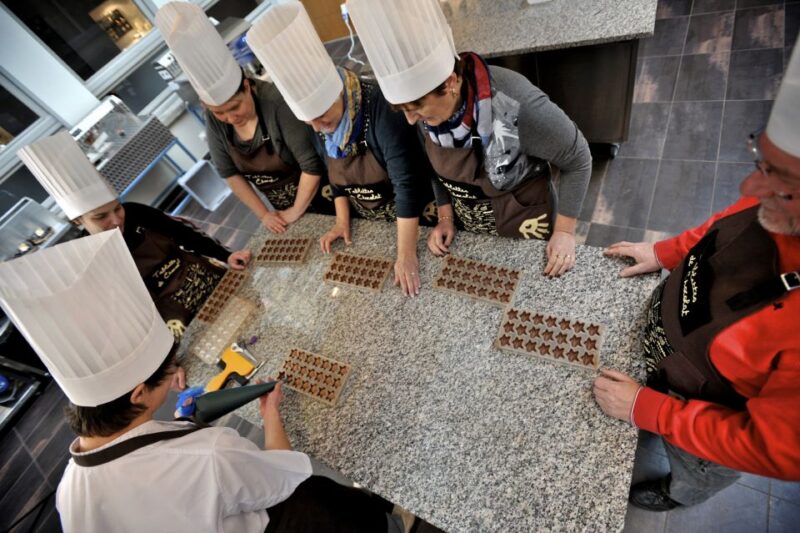 Bruges: Chocolate Making Workshop and Chocolate Museum Entry - Practical Tips for Visitors