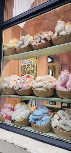 Bruges Christmas Market & Old Town, 1 Day Trip From Paris - Exploring Bruges Iconic Landmarks During the Tour