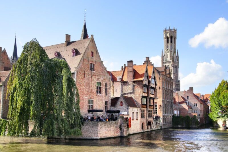 Bruges: Express Walk with a Local in 60 minutes - Why This Tour Stands Out