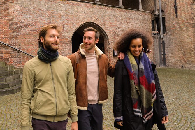 Bruges Guided Day Trip with Canal Cruise Option and Hotel Pickup - Winding Streets and Iconic Landmarks