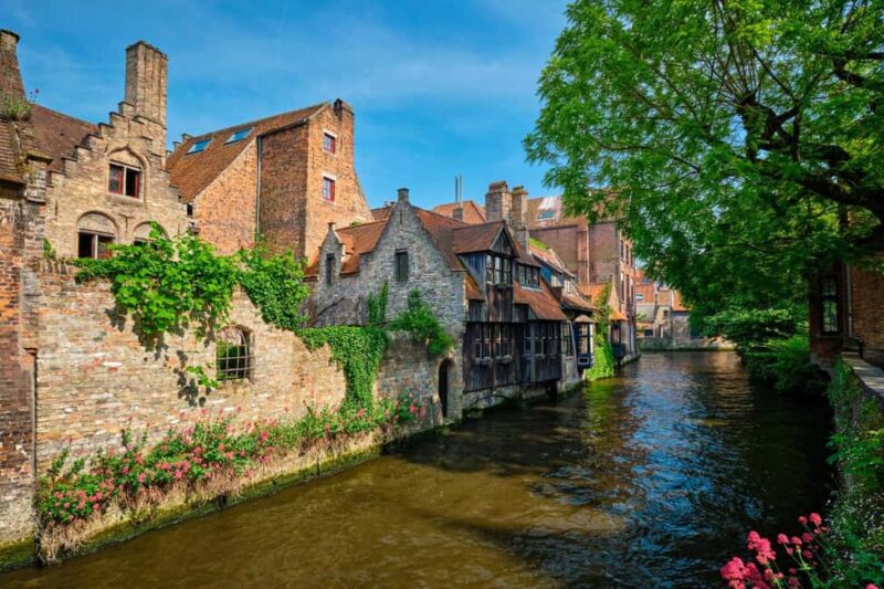 Bruges: Insta-Perfect Walk with a Local - Key Points