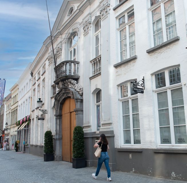 Bruges: Musea Sculpta | Monumental Sculptures Entry ticket - The Historic Townhouse De Pelikaan as a Starting Point