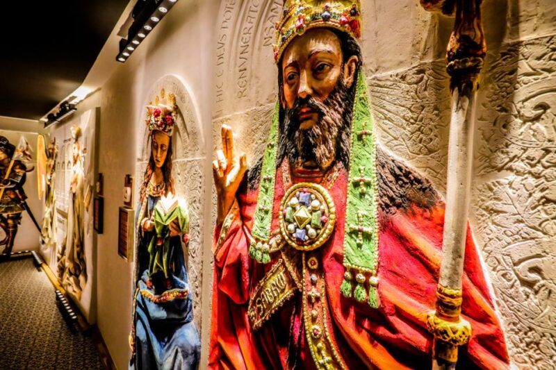 Bruges: Musea Sculpta | Monumental Sculptures Entry ticket - The Courtyard Garden: A Peaceful Break Spot