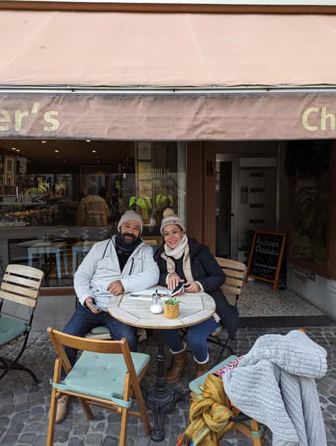 Bruges: Private Walking Tour with Beer and Chocolate - Experience Bruges through Beer and Chocolate on a Private Walking Tour