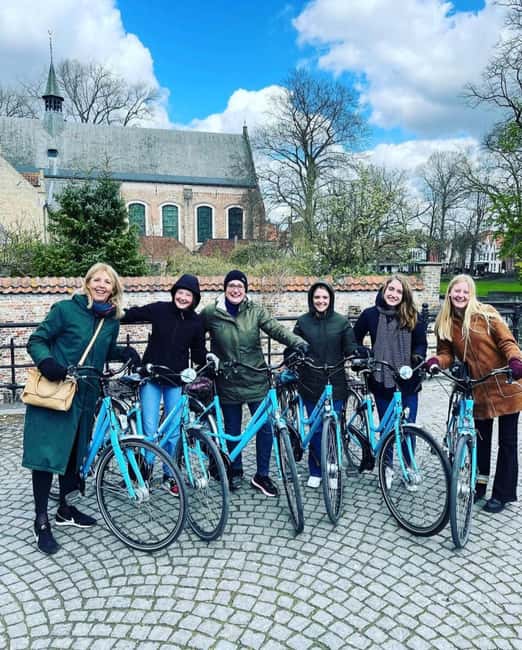 Bruges: Wicked Christmas Bike Tour Experience with a Local - Why Choose This Christmas Bike Tour in Bruges
