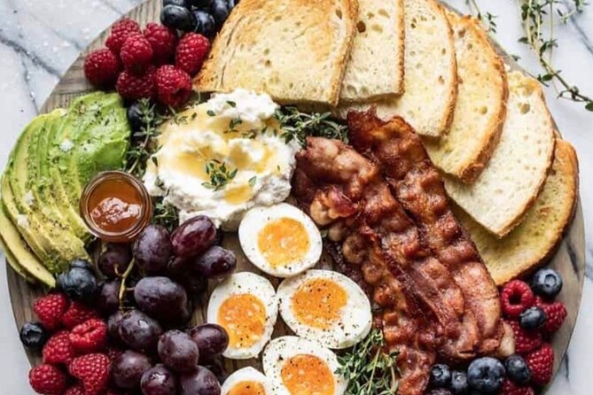 Brunch at Beautiful Beach with Photos - How the Location Offers Privacy and Amazing Views