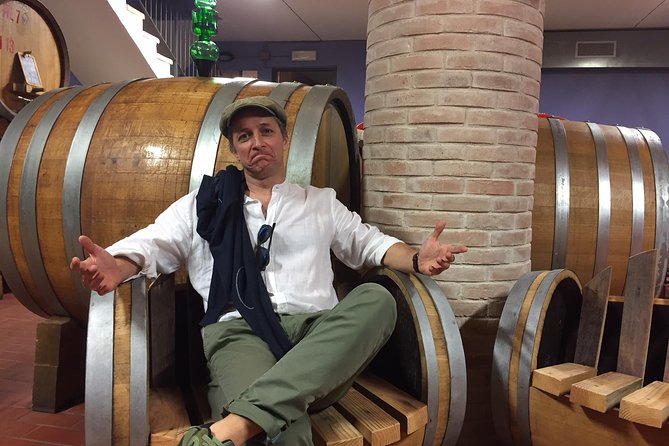 Brunello di Montalcino, small biodynamic wineries - Practical Details and Booking Information