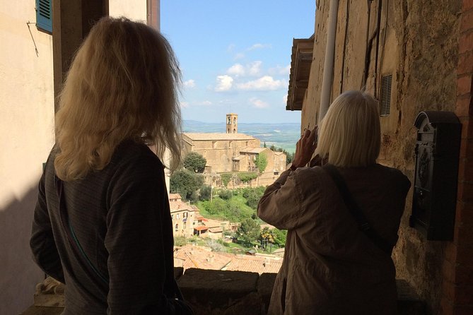 Brunello di Montalcino wine experience with a sommelier - Scenic Drive Through Val dOrcia for Breathtaking Photos