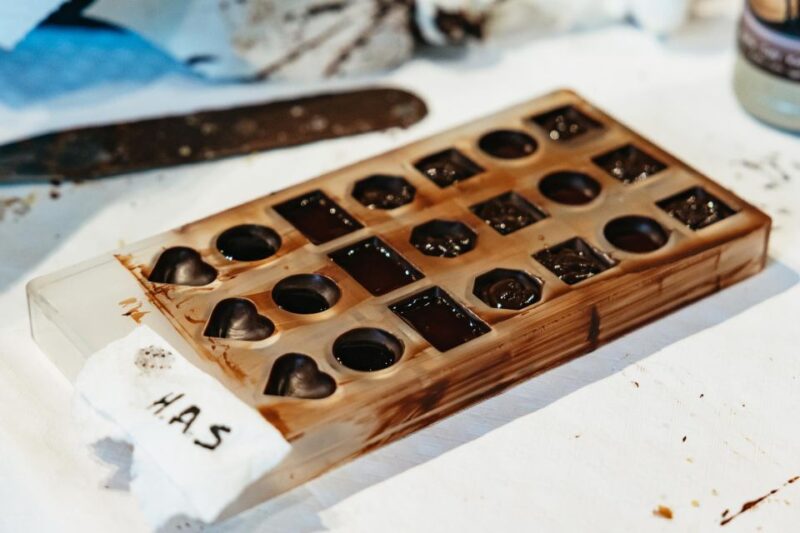 Brussels: 2.5-Hour Belgian Chocolate Making Workshop - The Art of Tempering and Chocolate Preparation