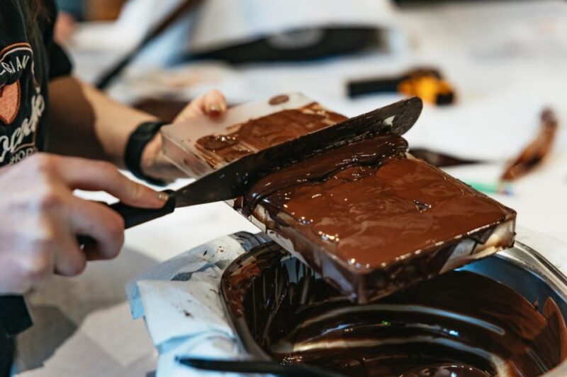 Brussels: 2.5-Hour Belgian Chocolate Making Workshop - Creating a Variety of Chocolates