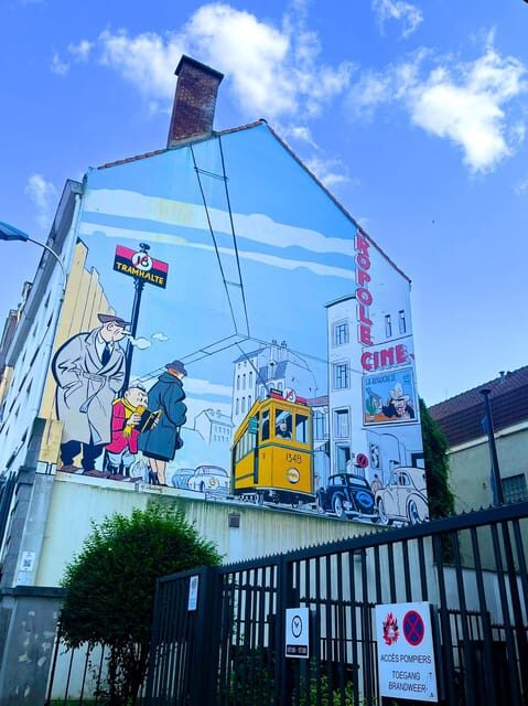 Brussels: 2 hours Private Walking Tour of the Comics Walls - The Brussels Comic Heritage: Key Characters and Stories