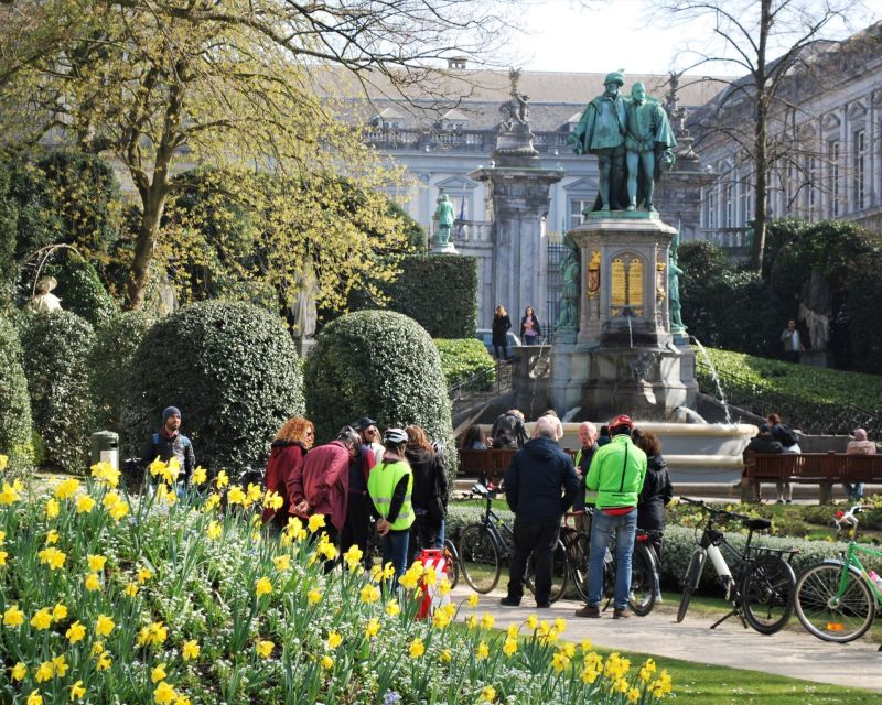 Brussels: Art Nouveau Bike Tour - The Guide: Knowledgeable and Engaging