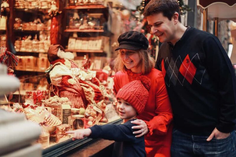 Brussels City Photoshoot With a Professional Photographer - Weather Considerations and Photo Quality