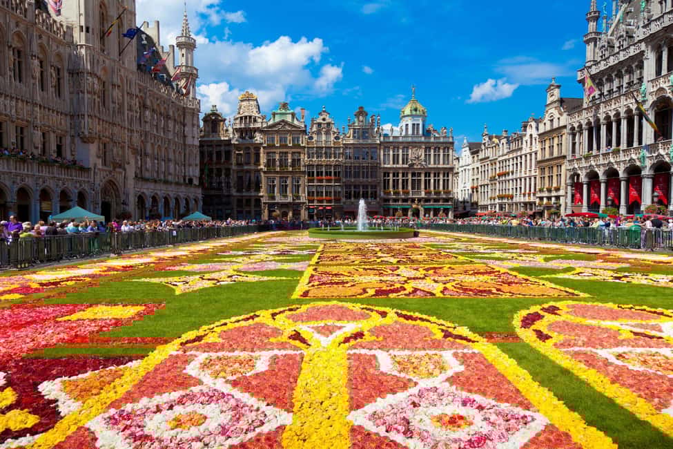 Brussels: Food Tour with Lunch, Chocolate, Beer, & Waffles - Key Points