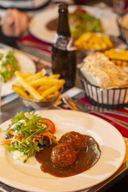 Brussels: Guided Food Tour with Full Meal and Drinks - Key Points