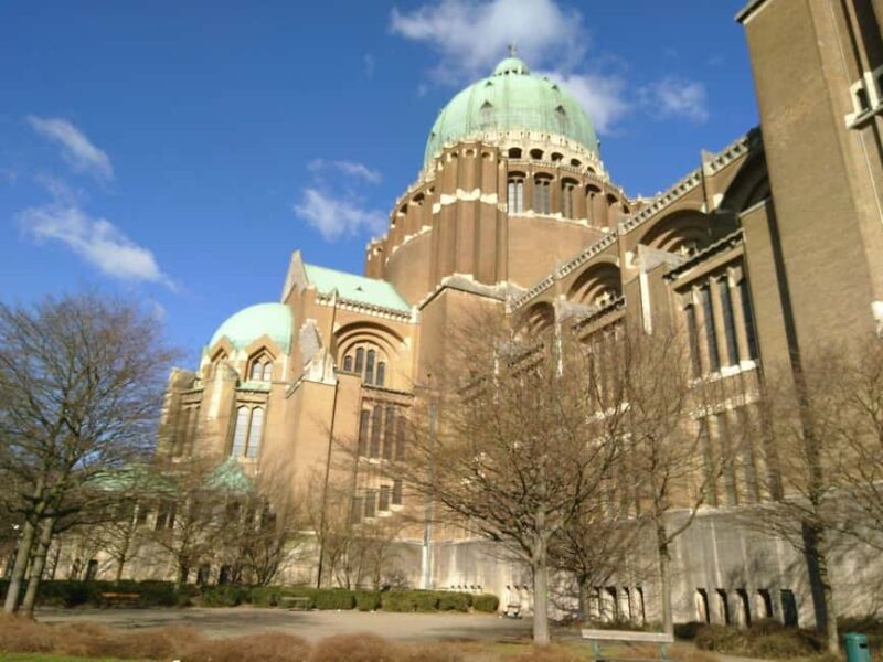 Brussels: Halle Gate Ticket & City Audio Tour - The Digital Audio Tour: Walking Brussels’ Landmark Routes