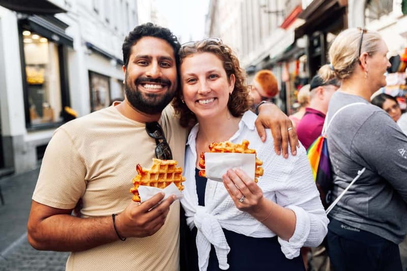 Brussels: Historical Tour with Chocolate & Waffle Tasting - Explore Brussels’ Main Sights and Hidden Corners in Just 2.5 Hours