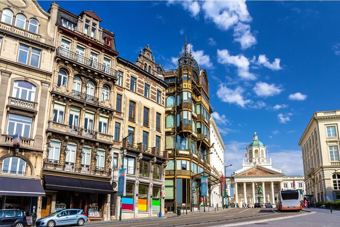 Brussels Origins of the City: Exploration Game and Tour - Mont des Arts and the Artistic Viewpoint