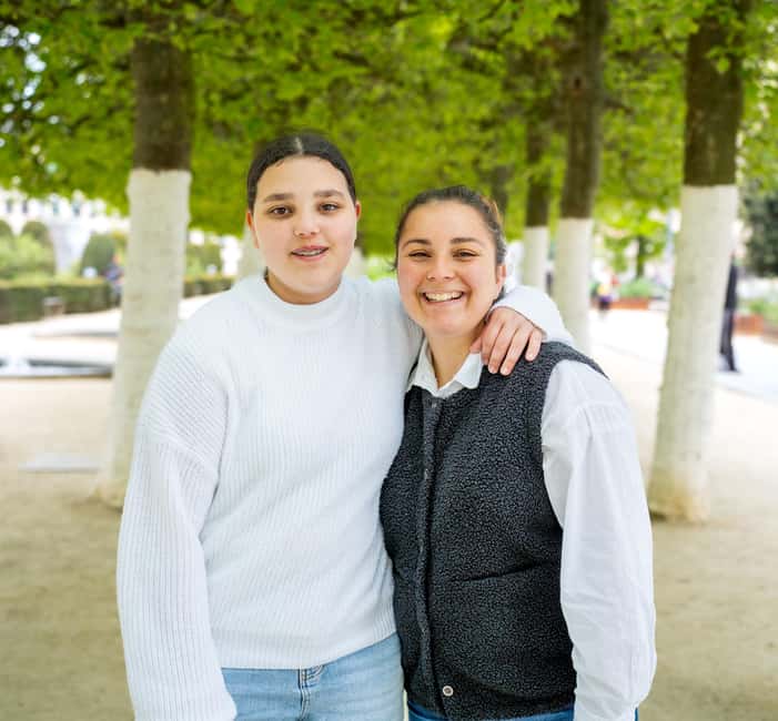 Brussels: Photo shooting and walking tour - Logistics and Group Dynamics