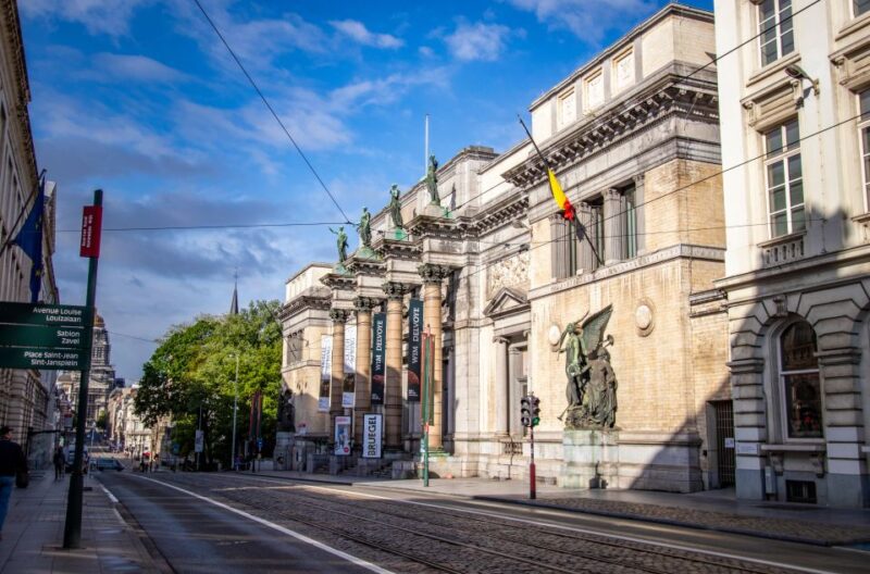 Brussels: Private Exclusive History Tour with a Local - Comparing This Tour to Other Options in Brussels