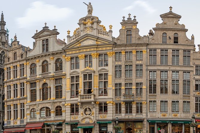 Brussels Private Walking Tour With A Professional Guide - The Central Role of Grand Place and Surrounding Streets