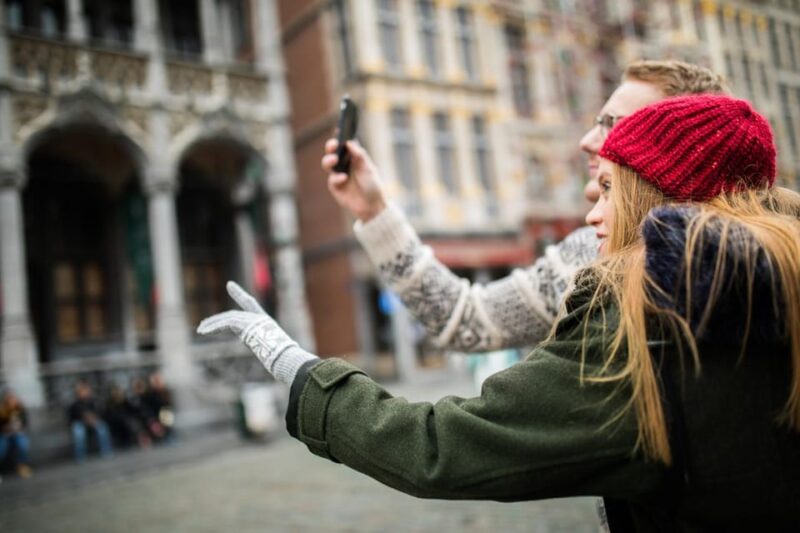 Brussels: Secret Paths and Stories Private Walking Tour - Exploring Saint-Géry Island and Its Artistic Flair