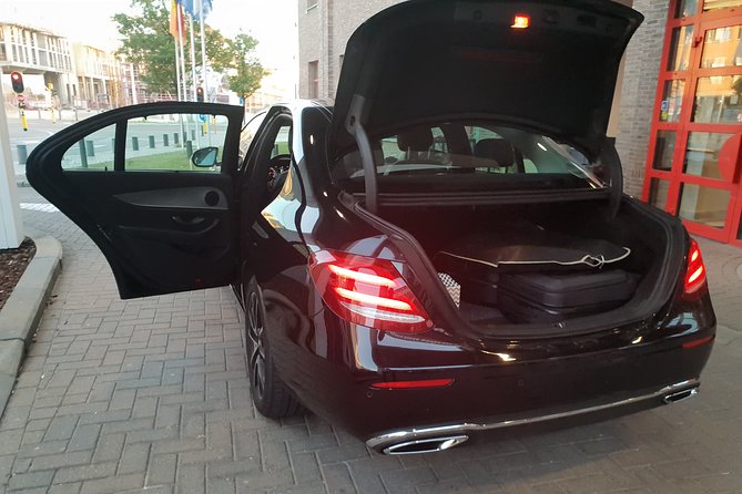 Brussels Shuttle Transfer  Mons (1 to 8 PLACES) - Who Should Consider This Shuttle Service?