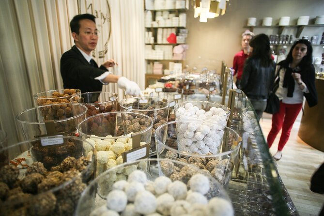 Brussels Small-Group Chocolate Appreciation Tour - Practical Details: Meeting Points, Accessibility, and Pacing