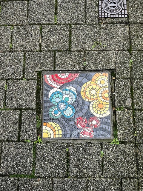 Brussels: Walking tour about Tintin and Belgian Art - The Use of Public Transport for Seamless Location Hopping