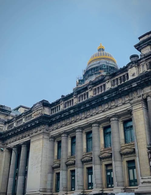 Brussels: Walking tour about Tintin and Belgian Art - The Guide and Multilingual Options