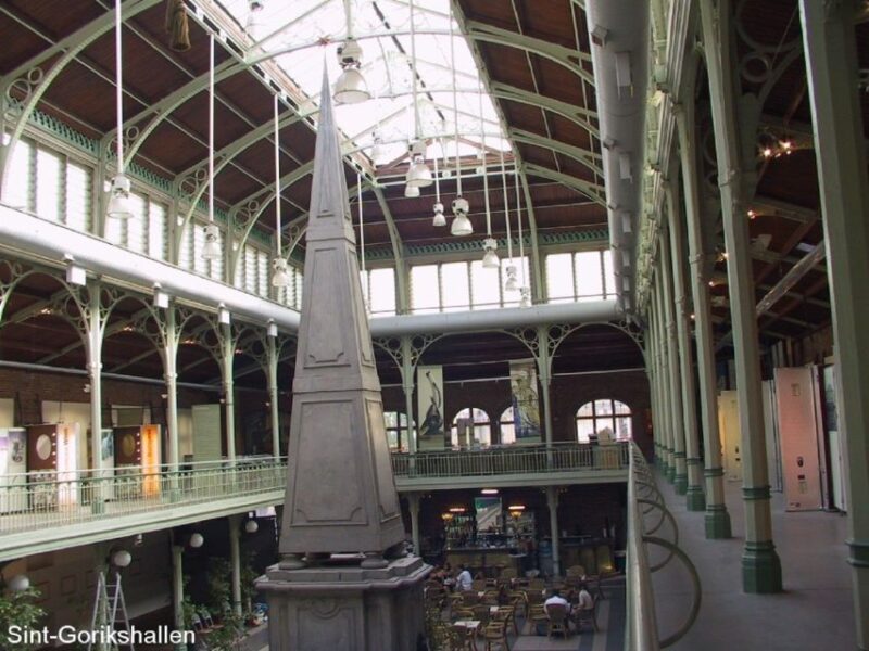 Brussels: Walking Tour from Central Station to Manneken Pis - Who Will Appreciate This Tour?