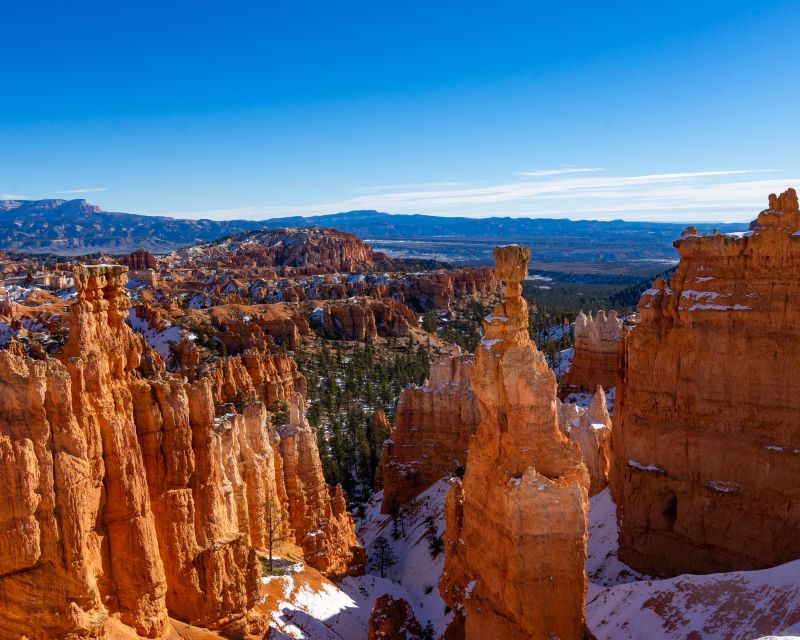 Bryce Canyon & Zion National Park: Private Group Tour - Visiting Bryce Canyon: The Natural Amphitheater and Hoodoos