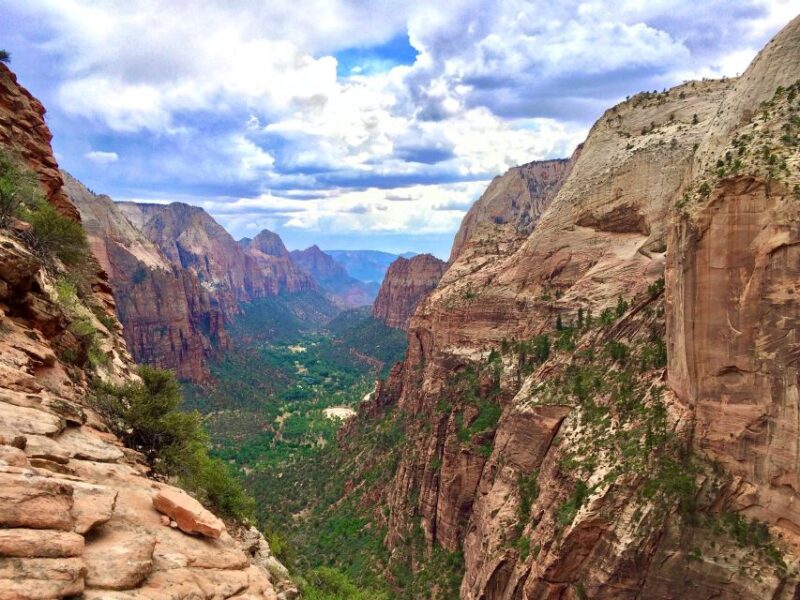 Bryce Canyon & Zion National Park: Private Group Tour - Lunch, Water, and Comfort During the 13-Hour Adventure