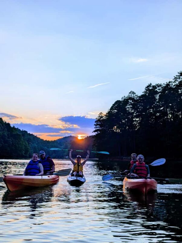 Bryson City: Guided Sunset Kayaking Tour on Fontana Lake - Fontana Dam and Its Significance in the Region