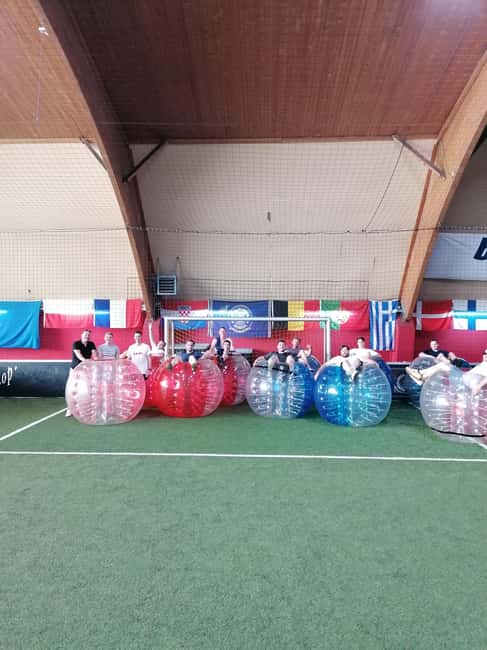 Bubble Football Hamburg near the city (indoor on artificial turf) - Post-Game Facilities and Socializing