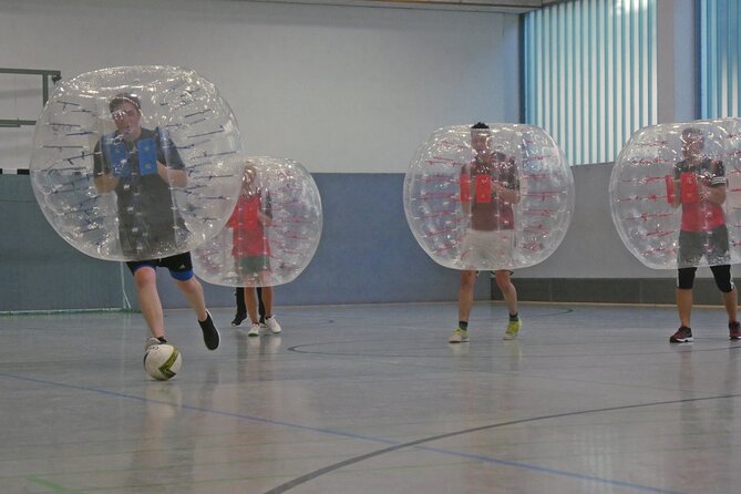 Bubble soccer in the center of Hamburg with beer / champagne - The Experience with Jolly Tours Professional Team