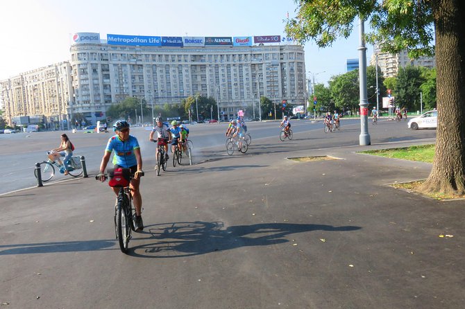 Bucarest à vélo - Booking Details and Cancellation Policy