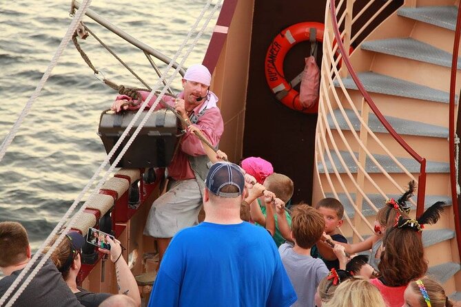 Buccaneer Pirate Cruise in Destin - Discover the Buccaneer Pirate Cruise in Destin