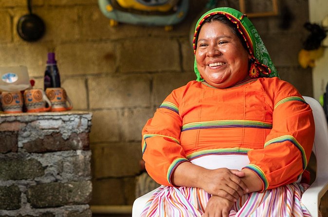 Bucerias Cultural Day Tour: Local Artisans, Handcrafts and Mexican Lunch - The Guide’s Role and Approach