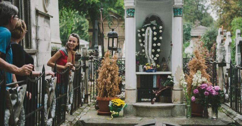 Bucharest: 3-Hour Dark History Tour with a Local - The Infamous “Vampire of Bucharest” and 1970s Crime Stories