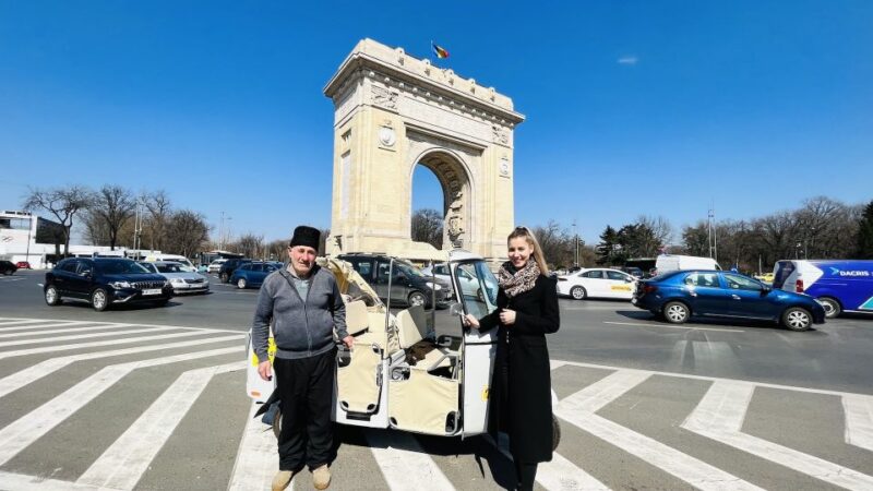 Bucharest: Best of Bucharest Private Tuk-Tuk Tour - The Role of the Local Guide in Enriching the Experience