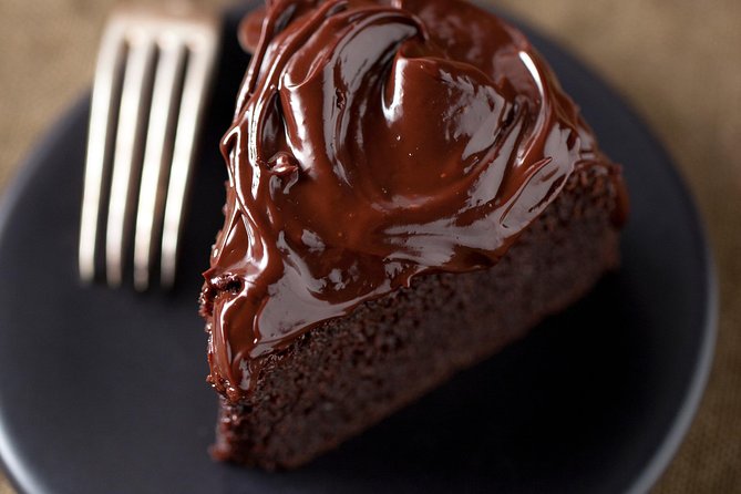 Bucharest City Tour: Private Guided Experience - Exploring Bucharest’s Historic Center: Lipscani and Beyond