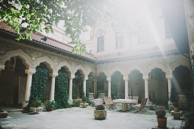 Bucharest Discovery morning tour - Notable Landmarks Along Victory Street