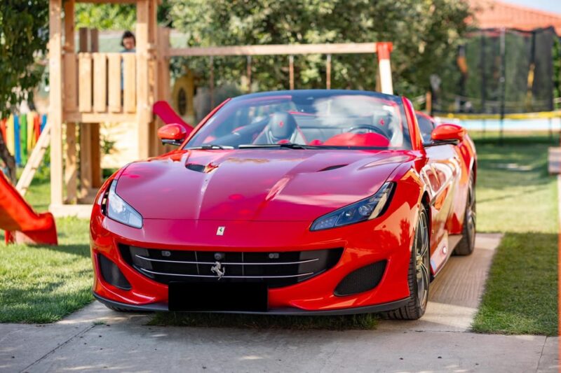 Bucharest: Ferrari Driving Experience - START 20min - Starting Point at Piața Constituției: The Heart of Bucharests Luxury Experience