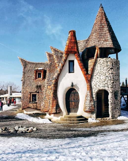 Bucharest: Fgra Fortress, Valley of the Fairies & Minivan - Key Points