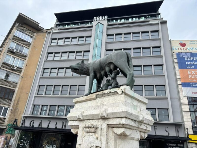 Bucharest: Guided Walking Tour with Romanian Snack - Key Points