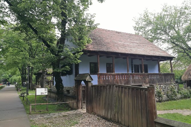 Bucharest Highlights Half-Day City Tour with Pickup - Mogoșoaia Palace: Baroque Beauty Near Bucharest