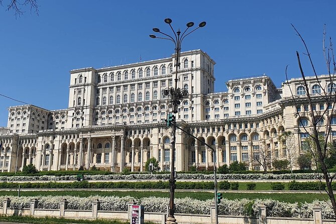 Bucharest Highlights: Parliament, Ceausescu House, Village Museum - Logistics and Convenience: Drop-off and Additional Features