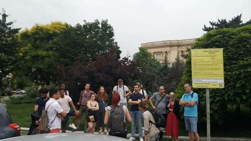 Bucharest: Jewish Heritage Private Walking Tour (group of 8) - The 15-Minute Relaxation Stop and Local Café Experience